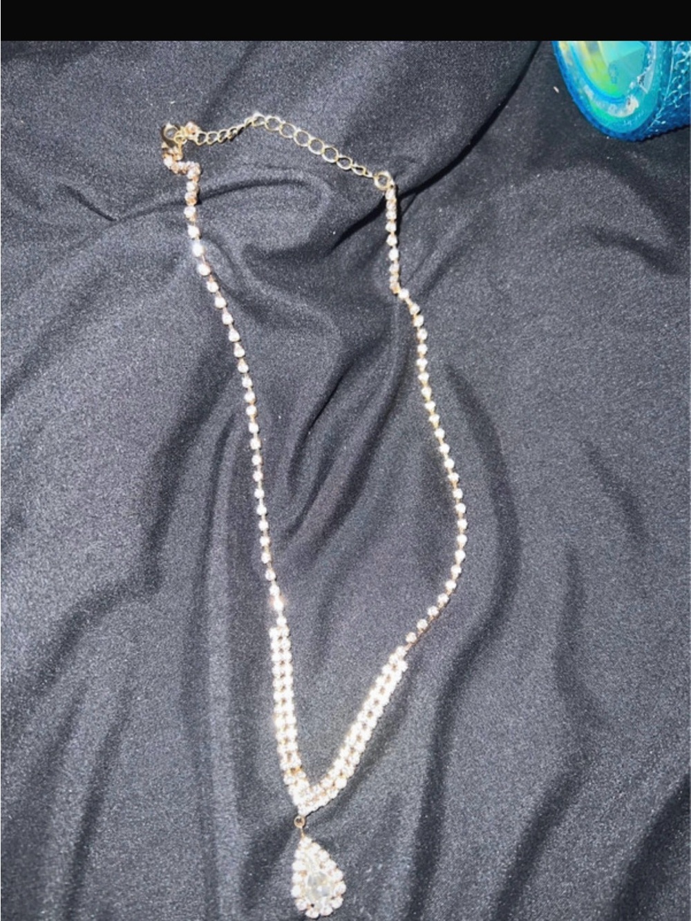Elegant Gold Pearl Teardrop Pendant Necklace - Women Jewelry